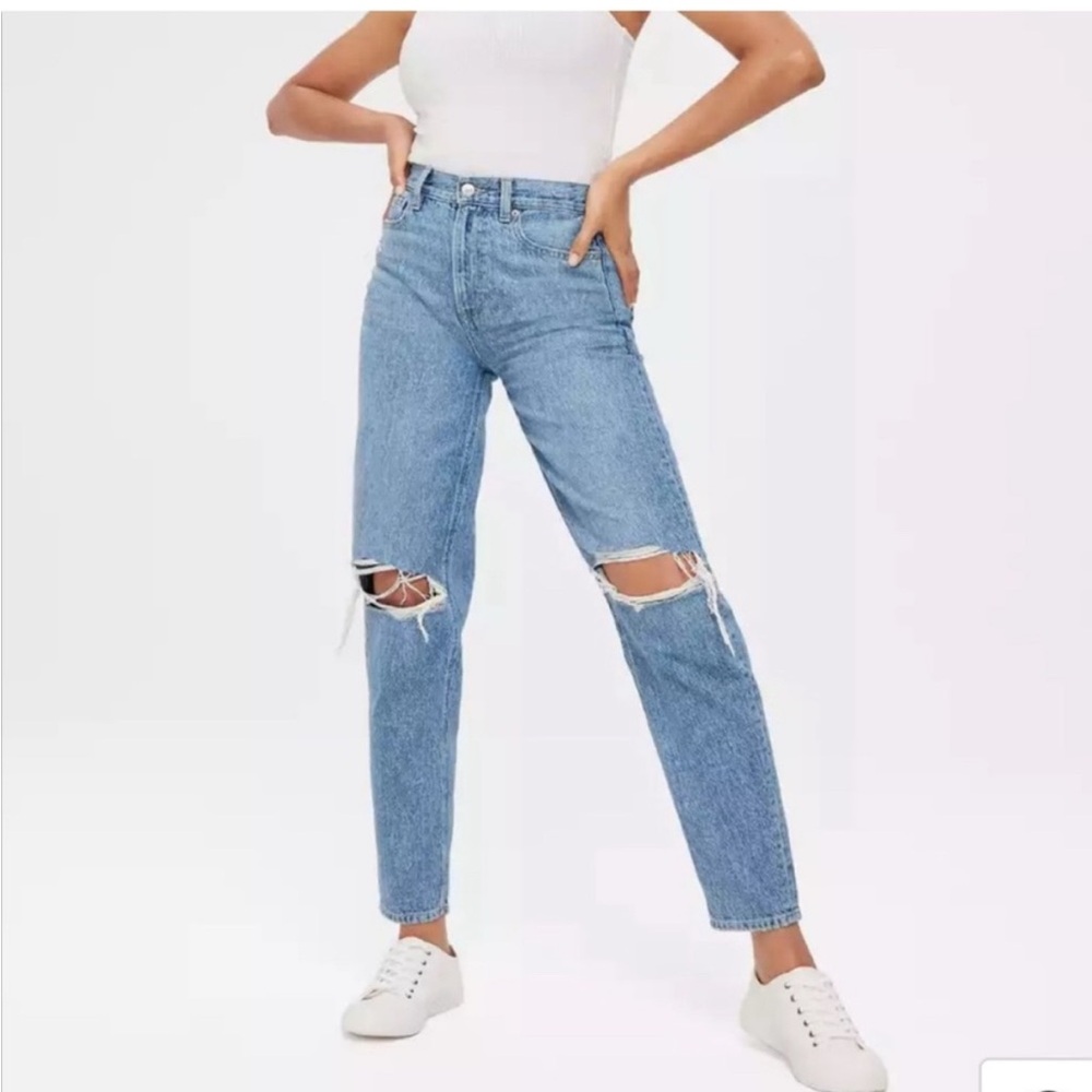 American Eagle Relaxed Mom Jeans 4 short